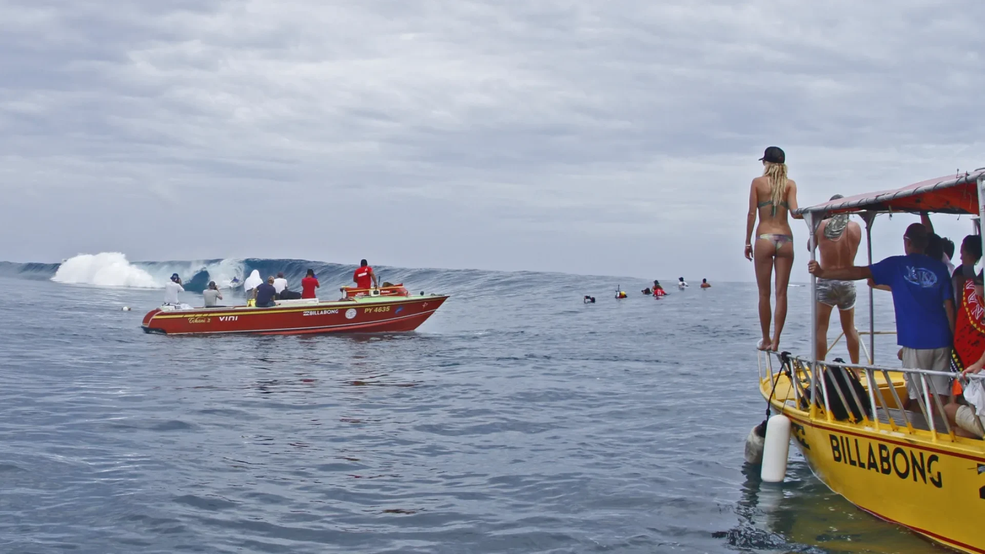 Tahiti Pro Teahupoo © Steve Dickinson