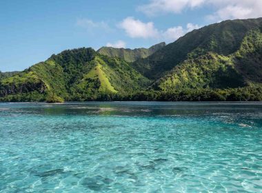 Paysage-magnifique-depuis-le-lagon-de-la-Presqu'île-©-Rai-Mao