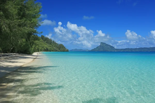 Plage des Îles Gambier © Gregoire Le Bacon