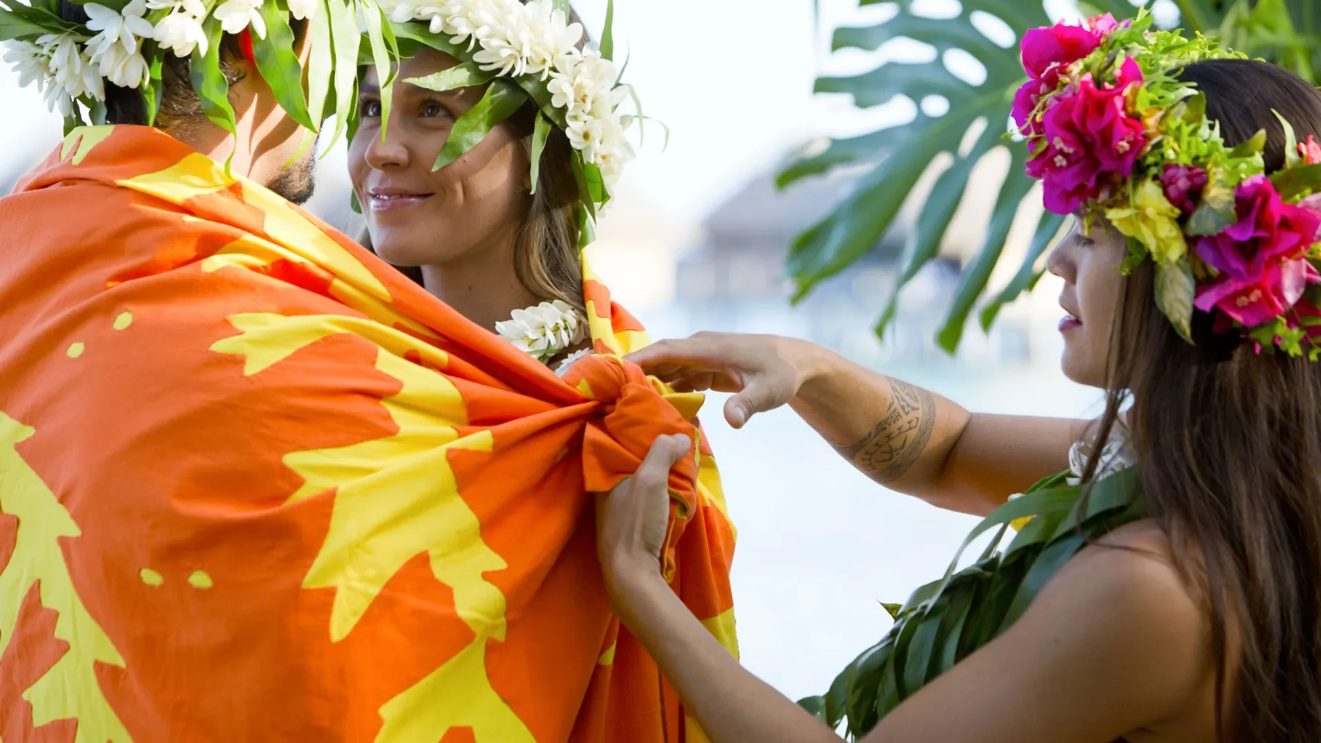 Mariage traditionnel avec tifaifai à Moorea © Tahiti Tourisme