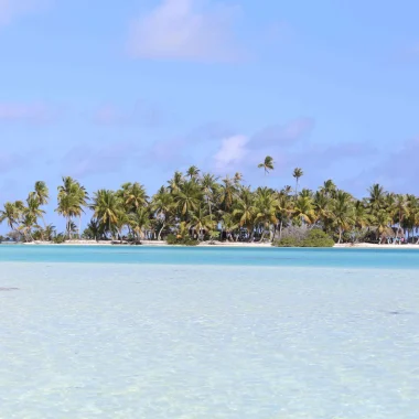 Les eaux turquises des Îles Tuamotu ©Bernard Rubinstein