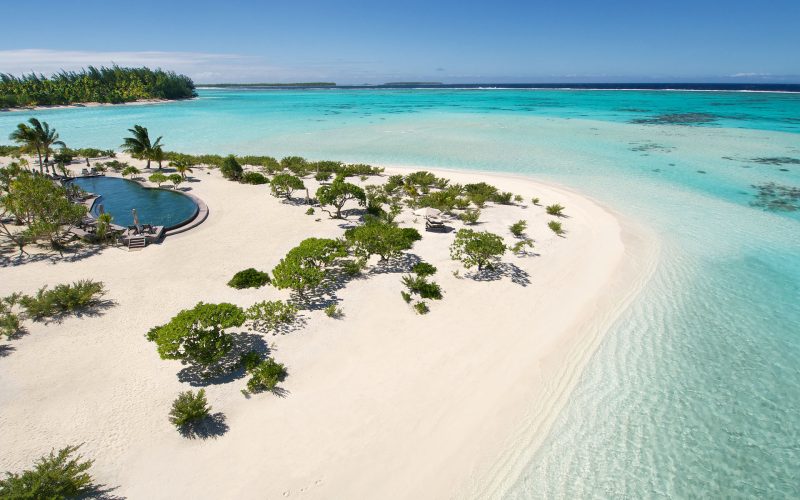 Piscine du The brando sur l'île privée de Tetiaroa c Tahiti Tourisme