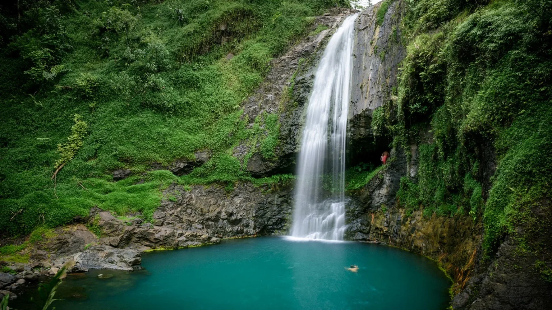 Cascade de la Maroto © Myles McGuinness